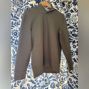 Lululemon Like New Men’s Hoodie